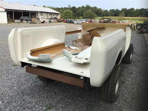 The second generation of Scout was called the Scout 800 which was produced in three sub-models (800, 800A, and 800B). . International scout 800 body tub